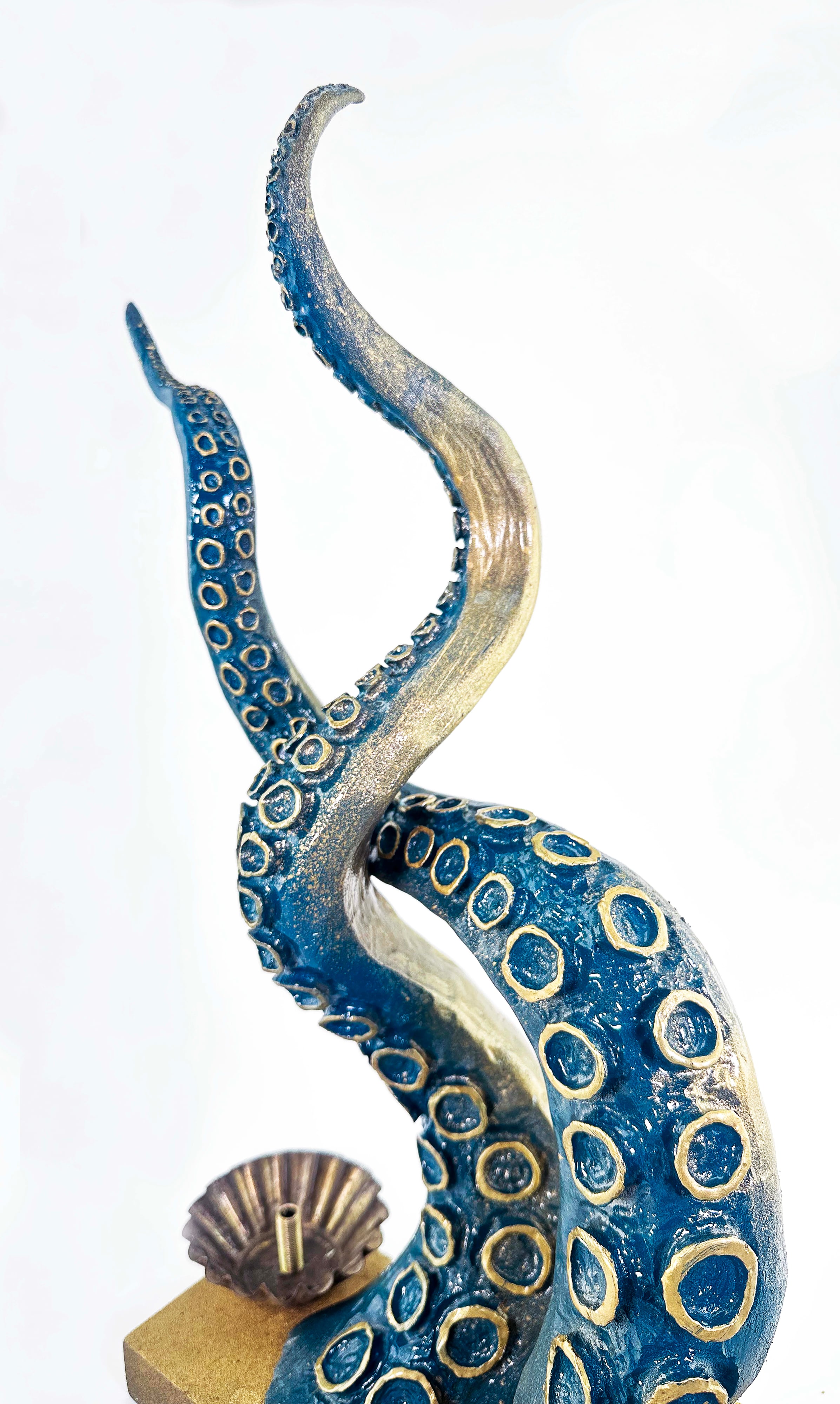 Octopus Tentacle Sculpture thumbnail 6