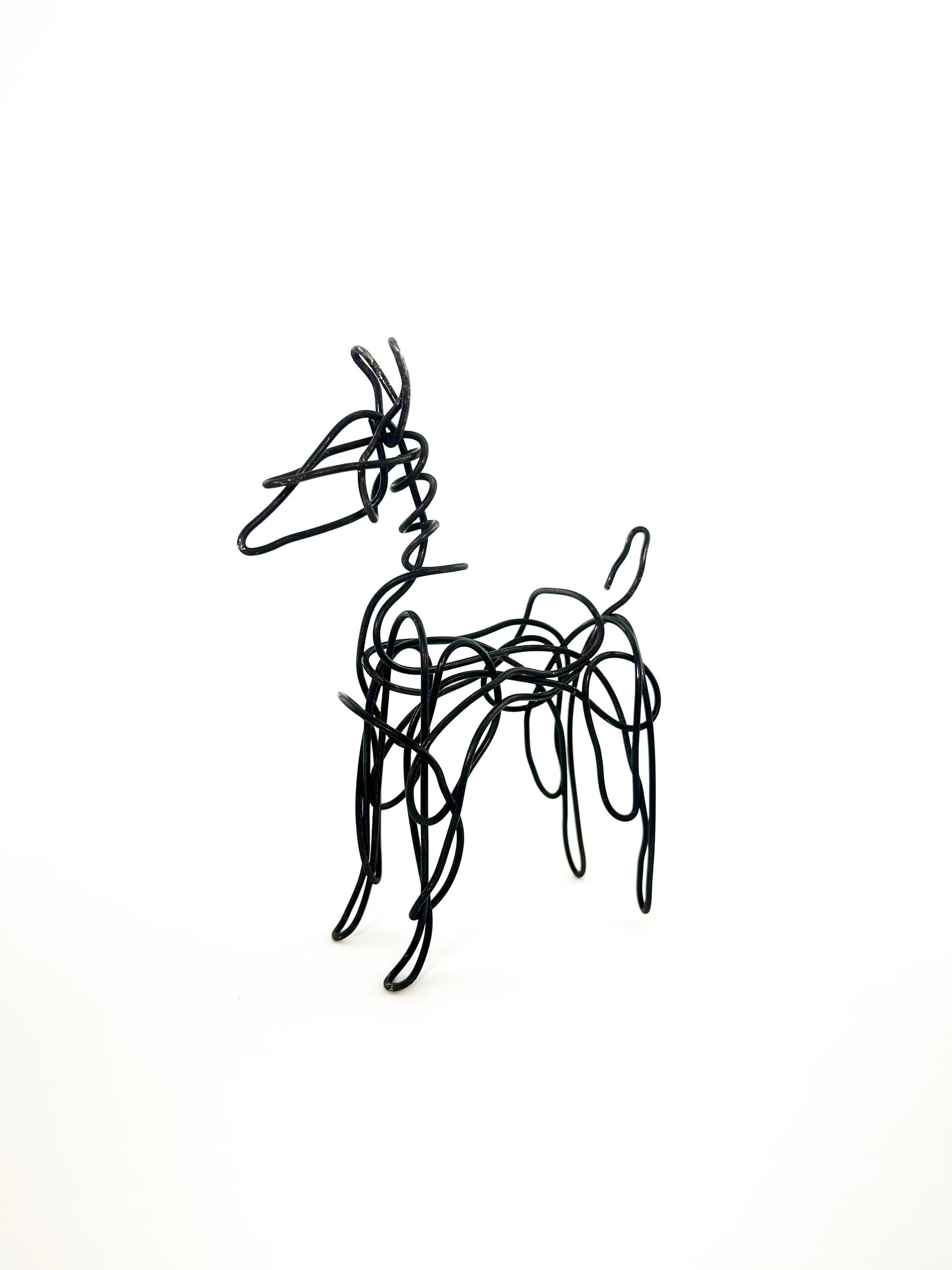 Wire Deer Sculptures thumbnail 2