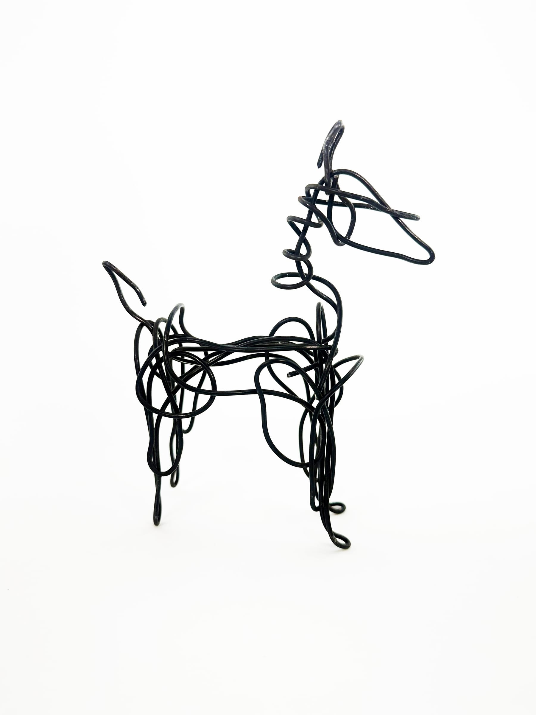 Wire Deer Sculptures thumbnail 3